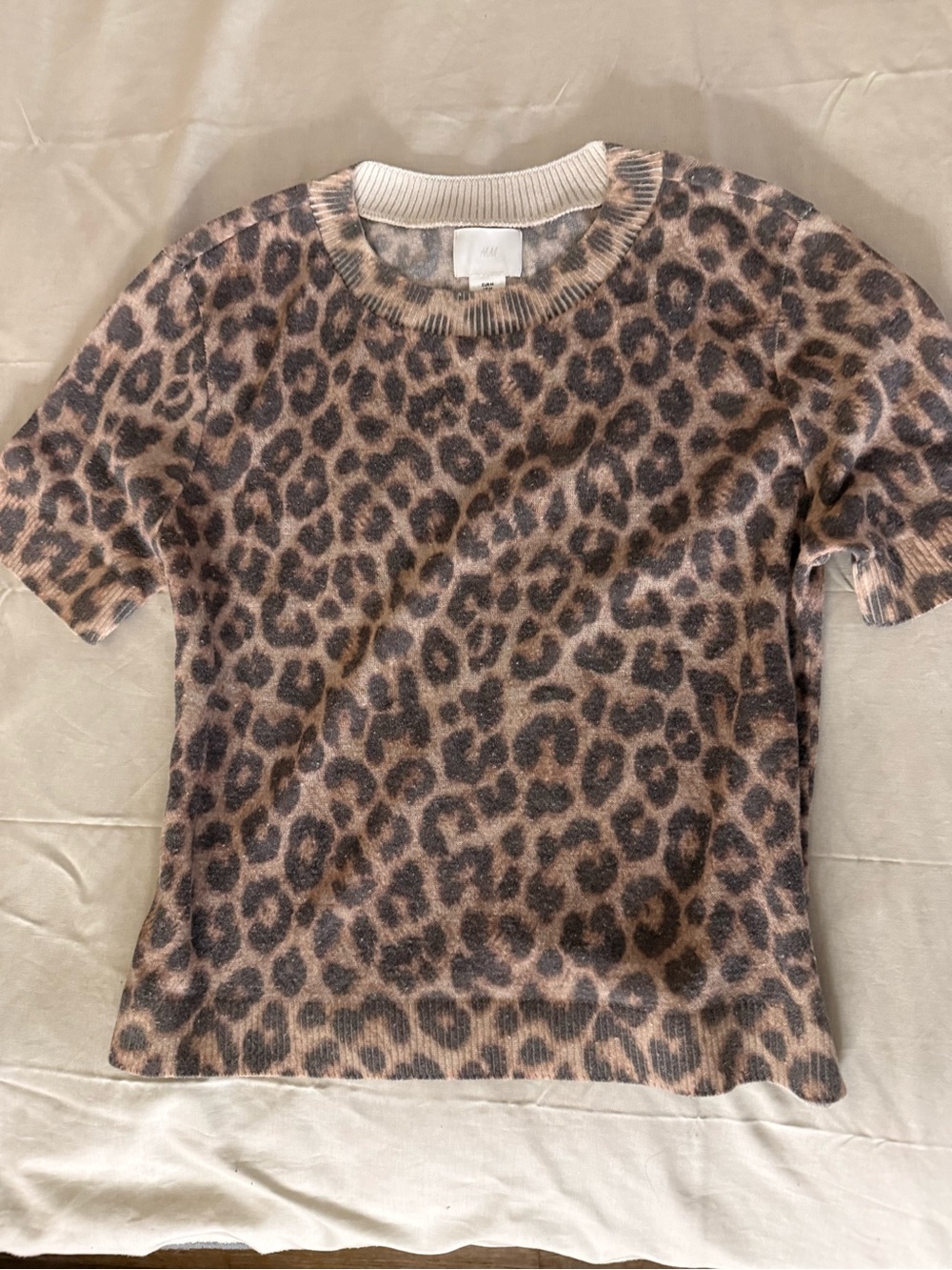 H&M Leopard Print Short Sleeve Sweater in Brown and Black